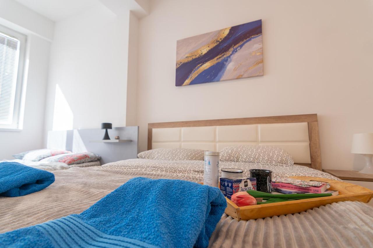 High-End Spacious Apartment Next To City Mall Skopie Exterior foto