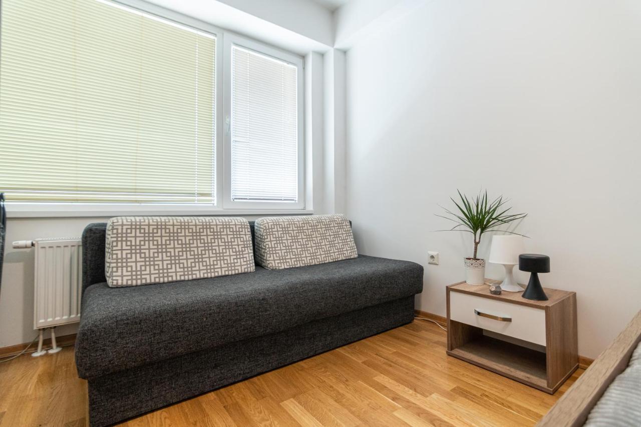 High-End Spacious Apartment Next To City Mall Skopie Exterior foto