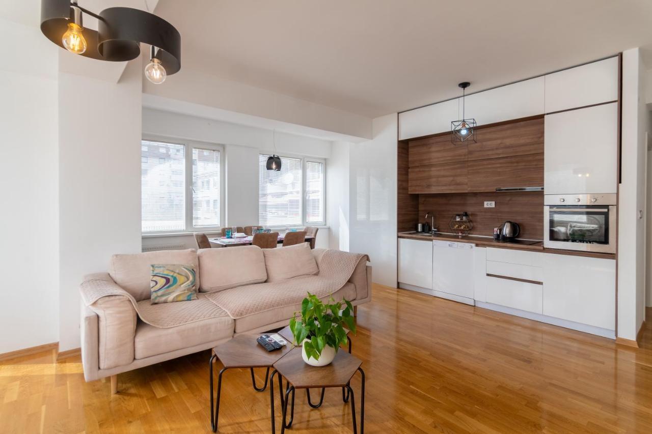 High-End Spacious Apartment Next To City Mall Skopie Exterior foto
