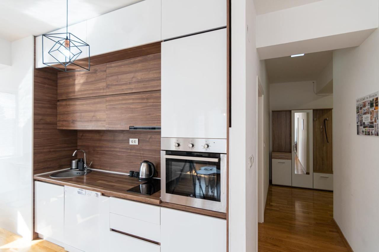 High-End Spacious Apartment Next To City Mall Skopie Exterior foto