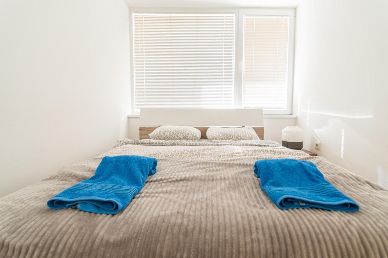 High-End Spacious Apartment Next To City Mall Skopie Exterior foto