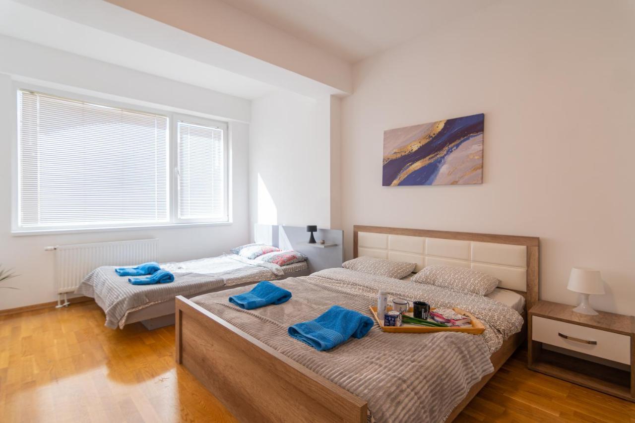 High-End Spacious Apartment Next To City Mall Skopie Exterior foto