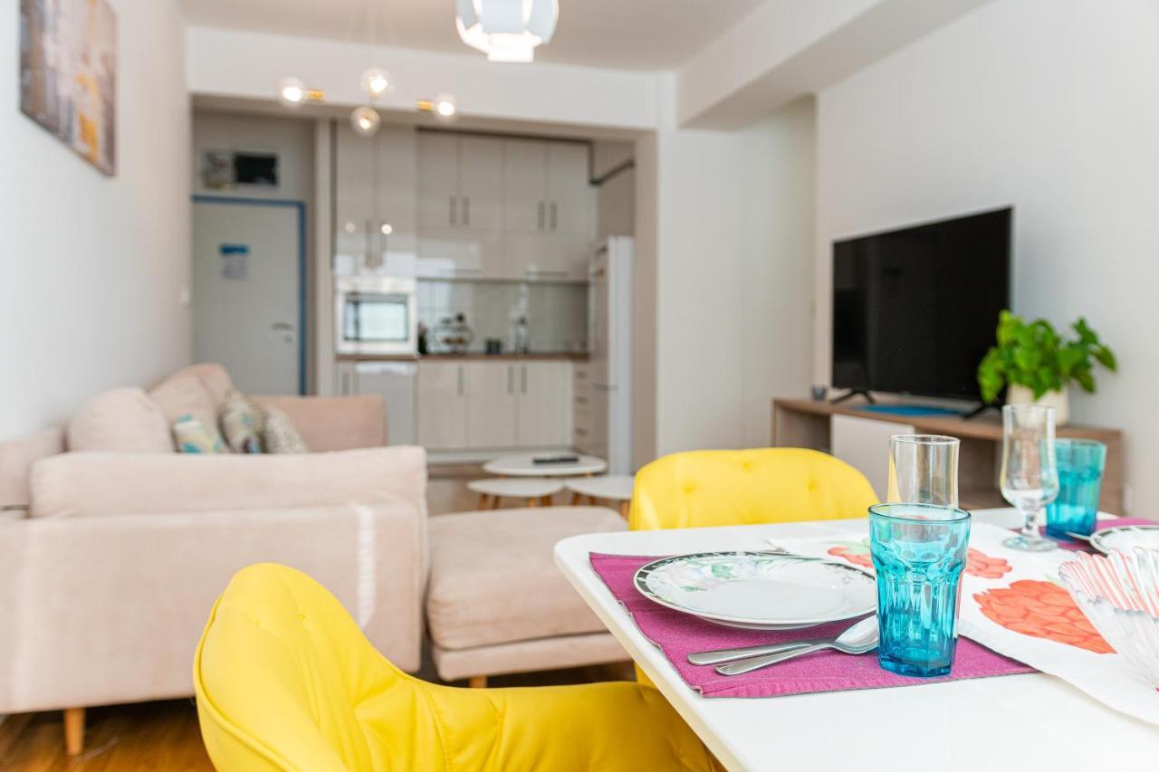 High-End Spacious Apartment Next To City Mall Skopie Exterior foto
